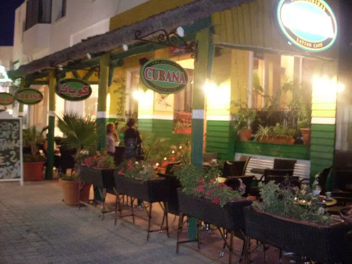 SALON DE THÉ CUBANA - LAC 1
