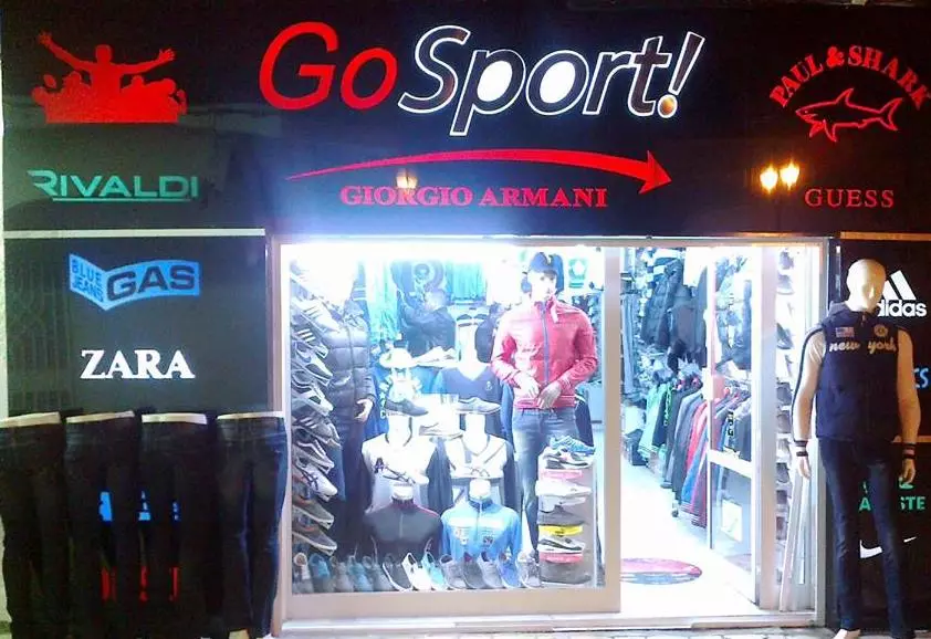 BOUTIQUE DE VÊTEMENTS GO SPORT RAEF - KAIROUAN