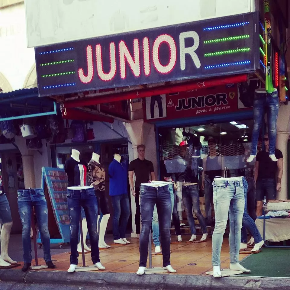 BOUTIQUE DE VÊTEMENTS JUNIOR - MONASTIR