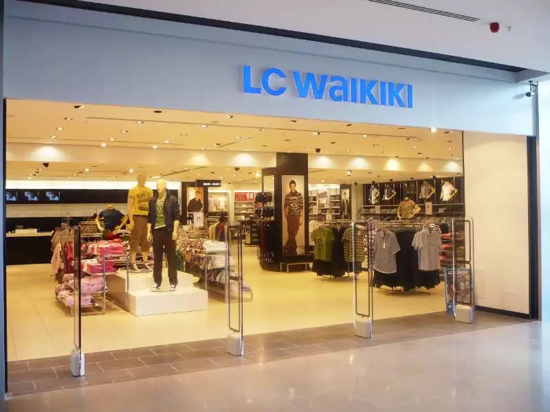 BOUTIQUE DE VÊTEMENTS LC WAIKIKI - SAHLOUL SOUSSE