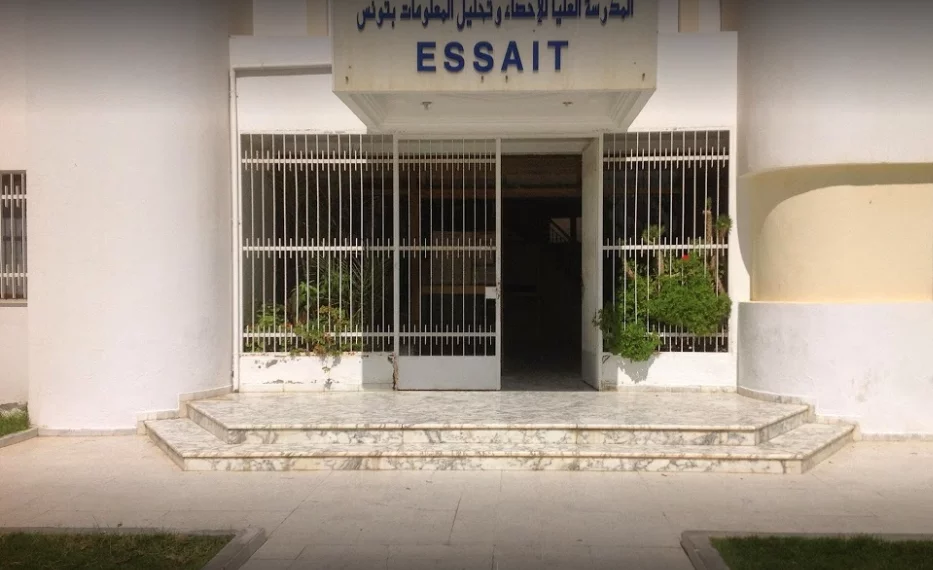 ESSAI - ECOLE SUPERIEURE DE LA STATISTIQUE ET DE L'ANALYSE DE L'INFORMATIQUE - CHARGUIA II TUNIS