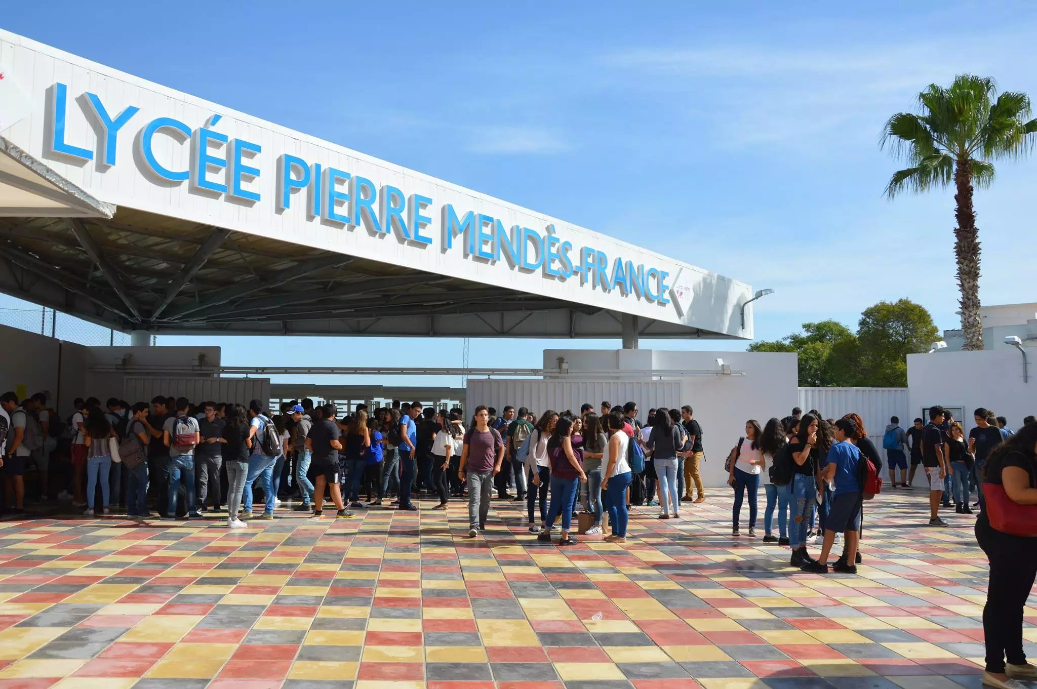 LYCEE PIERRE MENDES FRANCE DE TUNIS - TUNIS