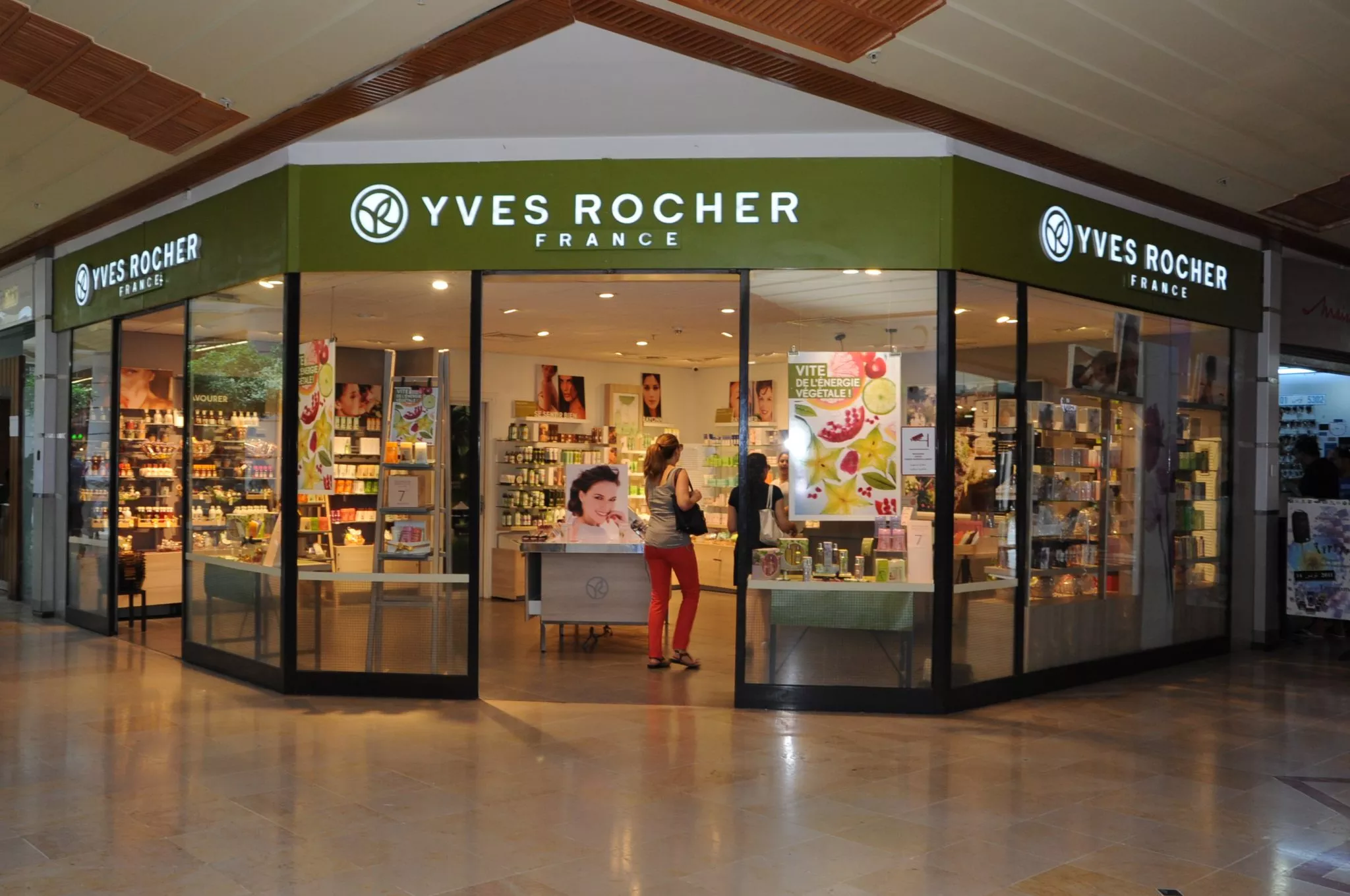 YVES ROCHER CARREFOUR - LA MARSA