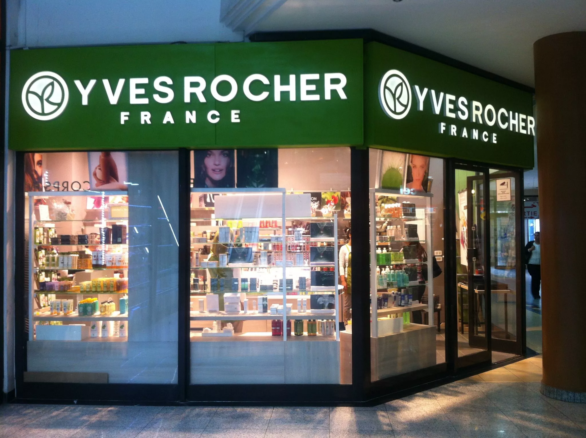 YVES ROCHER - LA FAYETTE TUNIS